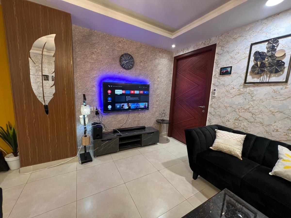 Sunset Luxury Gold Crest Mall Residency Lahore Exterior photo