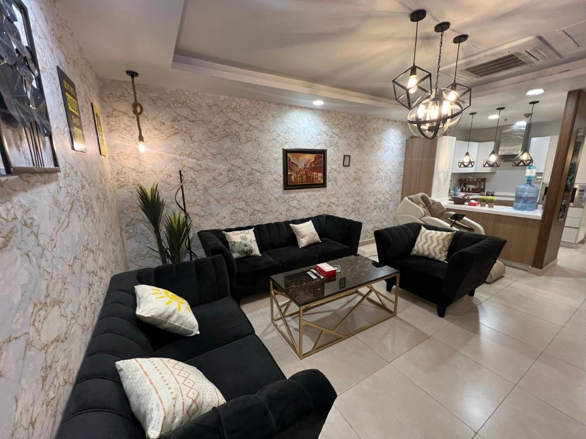 Sunset Luxury Gold Crest Mall Residency Lahore Exterior photo