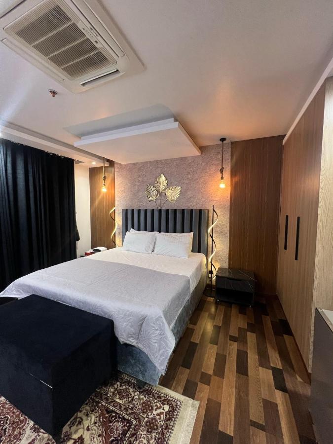 Sunset Luxury Gold Crest Mall Residency Lahore Exterior photo