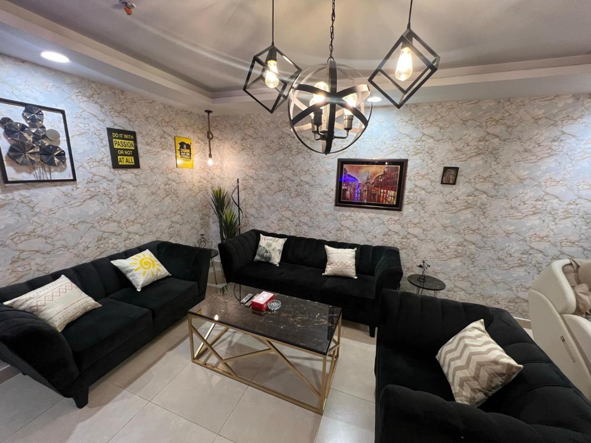 Sunset Luxury Gold Crest Mall Residency Lahore Exterior photo