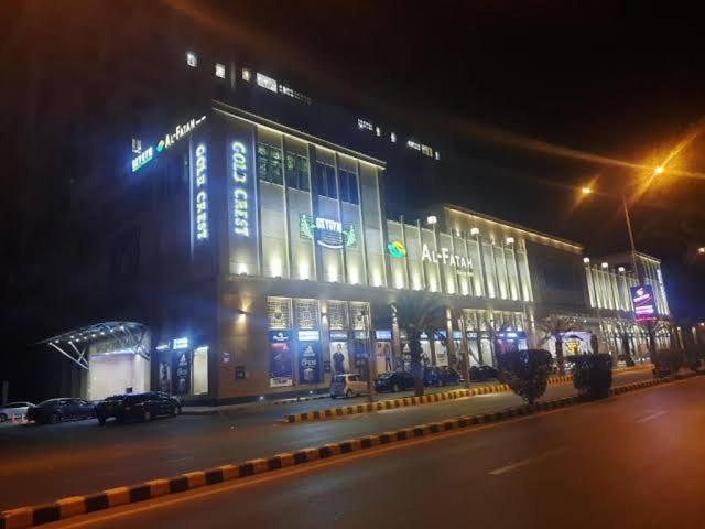 Sunset Luxury Gold Crest Mall Residency Lahore Exterior photo